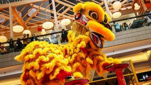 Kemeriahan Festival Naga dan Barongsai 2024