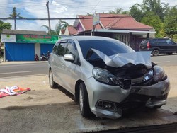 Tabrakan Mobil Vs Motor di Bulusulur Wonogiri, 1 Orang Tewas