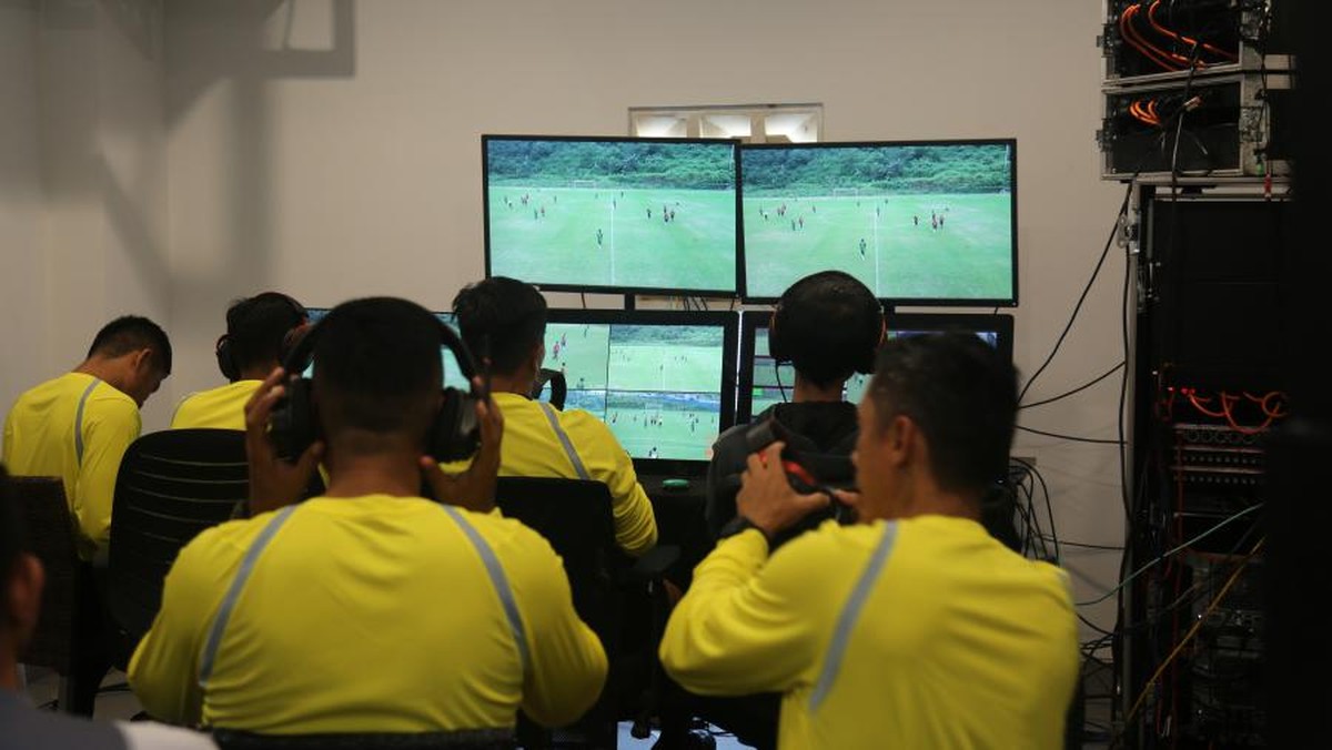 PT LIB dan PSSI sedang melakukan uji coba penggunaan VAR dalam laga sekolah sepakbola (SSB) Foto: Dok. PSSI