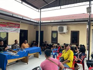 18 Anggota Geng Motor Ditangkap Saat Mau Tawuran di Medan, 4 Orang Ditahan 18 Anggota Geng Motor Ditangkap Saat Mau Tawuran di Medan, 4 Orang Ditahan