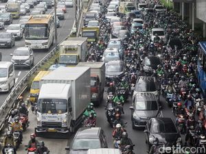 Kewenangan Jakarta Usai Status Ibu Kota Dicabut: ERP dan Batasi Usia Kendaraan Kewenangan Jakarta Usai Status Ibu Kota Dicabut: ERP dan Batasi Usia Kendaraan