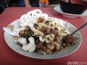 8 Rekomendasi Kuliner Khas Cirebon: Docang Bu Wiwi-Lengko H Barno 8 Rekomendasi Kuliner Khas Cirebon: Docang Bu Wiwi-Lengko H Barno