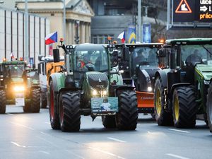 Petani Eropa Ngamuk Tuntut Revisi Aturan! Kini Giliran di Ceko