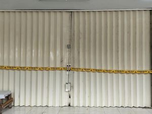 Minimarket Dipasang Garis Polisi Imbas Ribut Sopir Bajaj Vs Jukir di Kemayoran