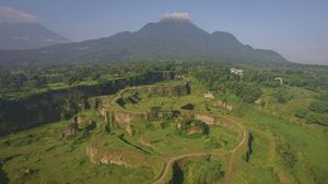 Potensi Wisata Bekas Galian Tambang Pasir di Pasuruan