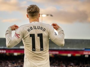 Rekor Rasmus Hojlund: Erling Haaland dan Thierry Henry pun Kalah! Rekor Rasmus Hojlund: Erling Haaland dan Thierry Henry pun Kalah!