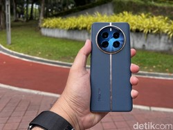 Gas! Bikin Pantun Bisa Dapat Realme 12 Pro+ dari Juragan Gadget
