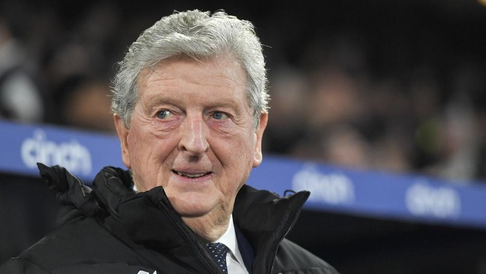 LONDON, ENGLAND - FEBRUARY 12:  Roy Hodgson manager of Crystal Palace during the Premier League match between Crystal Palace and Chelsea FC at Selhurst Park on February 12, 2024 in London, England. (Photo by Vince Mignott/MB Media/Getty Images)