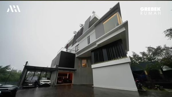 Jeroan Rumah Rp 50 Miliar Verrell Bramasta, Ada Kolam Renang View-nya Top!
