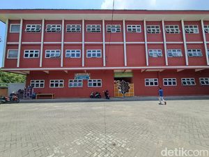 Kasus Saraf Retina Rusak Anak Polisi Jombang Seret Guru Jadi Tersangka Kasus Saraf Retina Rusak Anak Polisi Jombang Seret Guru Jadi Tersangka