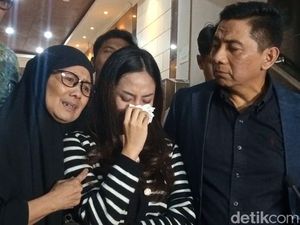 Tamara Tyasmara Latih Dante Renang untuk Hilangkan Trauma