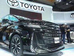 5 Mobil Toyota Hybrid dengan Spesifikasi dan Mesin Garang
