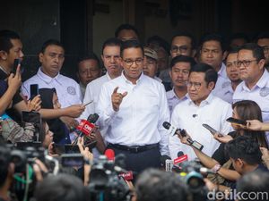 Tim Hukum 01 dan 03 Saling Komunikasi Usut Dugaan Kecurangan Pemilu Tim Hukum 01 dan 03 Saling Komunikasi Usut Dugaan Kecurangan Pemilu