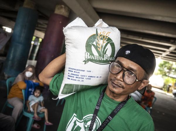 Bantuan Pangan Beras Mulai Mengalir di Tanjung Priok
