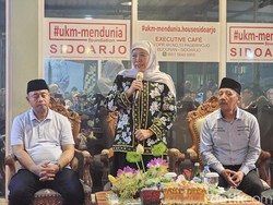 Khofifah Dapat Dukungan Buruh Maju di Pilgub Jatim 2024