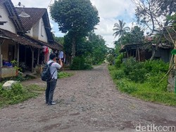 Hore! Paving dari Caleg Nasdem yang Sempat Ditarik Bakal Dipasang Lagi
