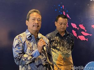 MenKP Tekankan Pentingnya Implementasi Ekonomi Biru demi Laut Sehat di 2045 MenKP Tekankan Pentingnya Implementasi Ekonomi Biru demi Laut Sehat di 2045