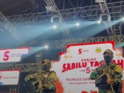 Begini Penjelasan Soal Gus Iqdam Viral Dikawal TNI Bersenjata Laras Panjang