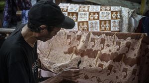 Potret Usaha Batik Betawi, Dijual Mulai Rp 150 Ribu