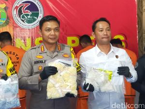 Polisi Ungkap Jaringan Narkoba Riau Beraksi di Lampung, Ribuan Ekstasi Disita