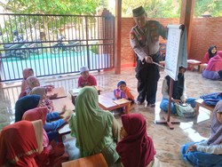 Cerita Aiptu Adi Bangun TPQ Gratis untuk Warga Tak Mampu di Blora