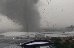 Ini yang Dirasakan Warga Sebelum Tornado Terjang Sumedang