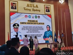 Pj Gubernur Sulsel Bahtiar Resmi Lantik Pj Bupati Luwu dan Wajo