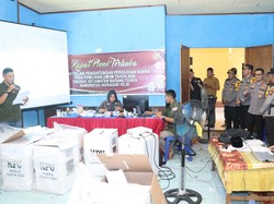 Kapolres Pantau Rekapitulasi Suara di PPK Inhil, Pastikan Kawal Sampai Tuntas
