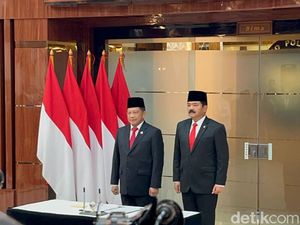 Hadi Tjahjanto Resmi Terima Jabatan Menko Polhukam dari Tito Karnavian
