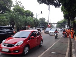 Massa Demo Bubar, Jalan Imam Bonjol Jakpus di Depan KPU Dibuka