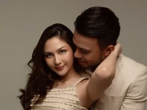 8 Foto Maternity Shoot Jessica Mila-Yakup Hasibuan, Kompak Serba Warna Nude 8 Foto Maternity Shoot Jessica Mila-Yakup Hasibuan, Kompak Serba Warna Nude