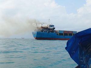 Kapal Kargo Terbakar di Perairan Batam, 1 ABK Alami Luka Bakar