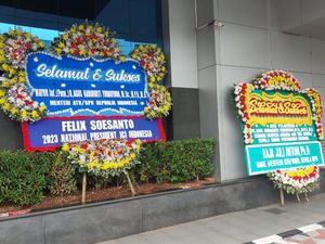 Karangan Bunga di Depan Kantor ATR: Selamat & Sukses AHY Menteri ATR