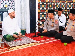 Habib Syech Ajak Masyarakat Jaga Persatuan NKRI Usai Pemilu 2024