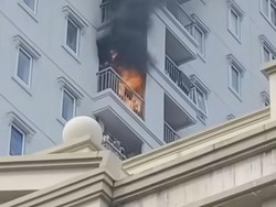 1 Unit Apartemen di Jakpus Terbakar Diduga Akibat Korsleting Listrik AC