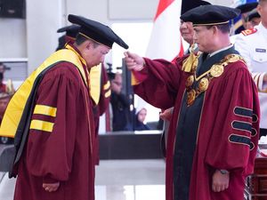 Mengenal Kolonel Cosmas, Lulusan Terbaik Unhan dengan IPK 4 Mengenal Kolonel Cosmas, Lulusan Terbaik Unhan dengan IPK 4