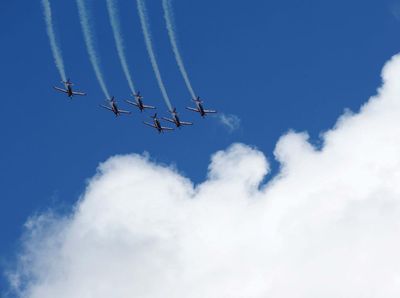 Melihat Aksi Memukai Tim Jupiter TNI AU di Langit Singapura