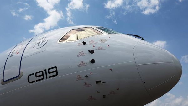 Melihat Lebih Dekat Pesawat Penumpang Buatan China C919