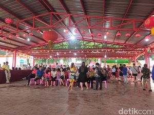 H-1 Cap Go Meh, Wisatawan Mulai Padati Pulau Kemaro Palembang