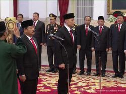 Resmi AHY Menteri ATR dan Hadi Tjahjanto Menko Polhukam