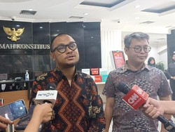Warga Adukan Saldi Isra ke MKMK Terkait Dugaan Punya Keberpihakan Politik