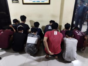 Polisi Tangkap Remaja Hendak Tawuran di Jakpus, Sejumlah Sajam Disita