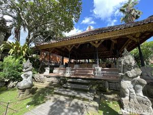 Potret Puri Ubud, Destinasi Wisata Sejarah yang Cantik Nan Mempesona