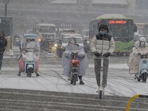 Cuaca Sangat Dingin, China Terapkan Tanggap Darurat