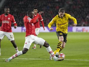 PSV Vs Borussia Dortmund Tuntas 1-1