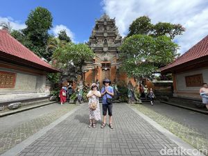 Cek Harga Tiket dan Jam Operasional Puri Ubud nan Megah Itu