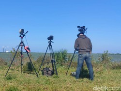 Suasana Terakhir di Lokasi Peluncuran Satelit Merah Putih 2