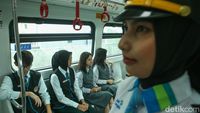 Seru! Siswa SMK Kini Bisa Magang di LRT Jakarta Lho