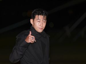 Son Heung-min Tampil di Acara Fashion, Netizen Korea Bahas Jarinya