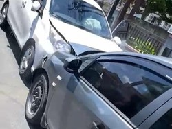 2 Mobil Adu Banteng di Mojolaban Sukoharjo